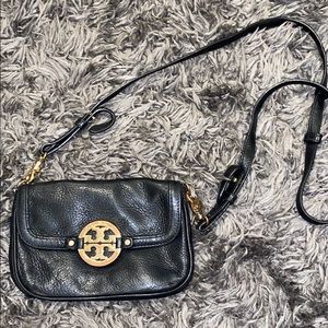 Tory Burch black small cross body. Pre-owned.